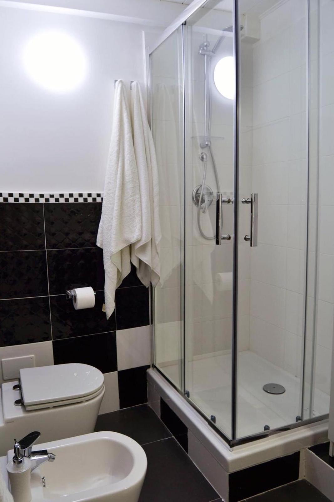 Napoli Centro, Dm Luxury Apartments Εξωτερικό φωτογραφία